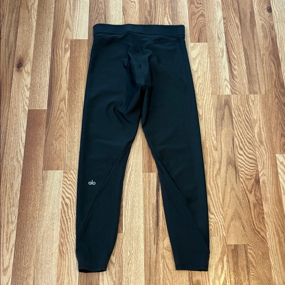 ALO Yoga Dark Green Mesh-Trim Sports Bra & Leggings Set